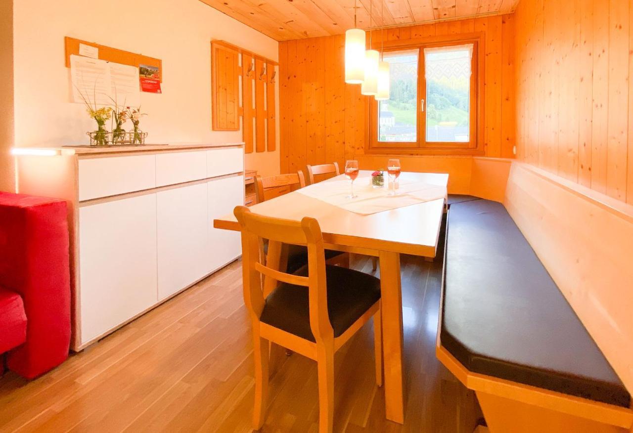 Appartement Haus Helga à Schoppernau Extérieur photo
