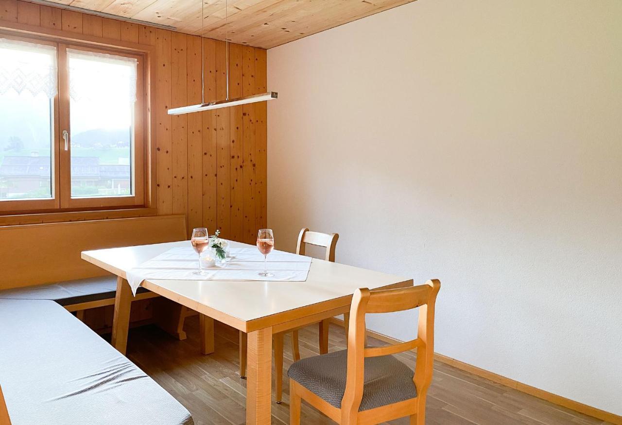 Appartement Haus Helga à Schoppernau Extérieur photo