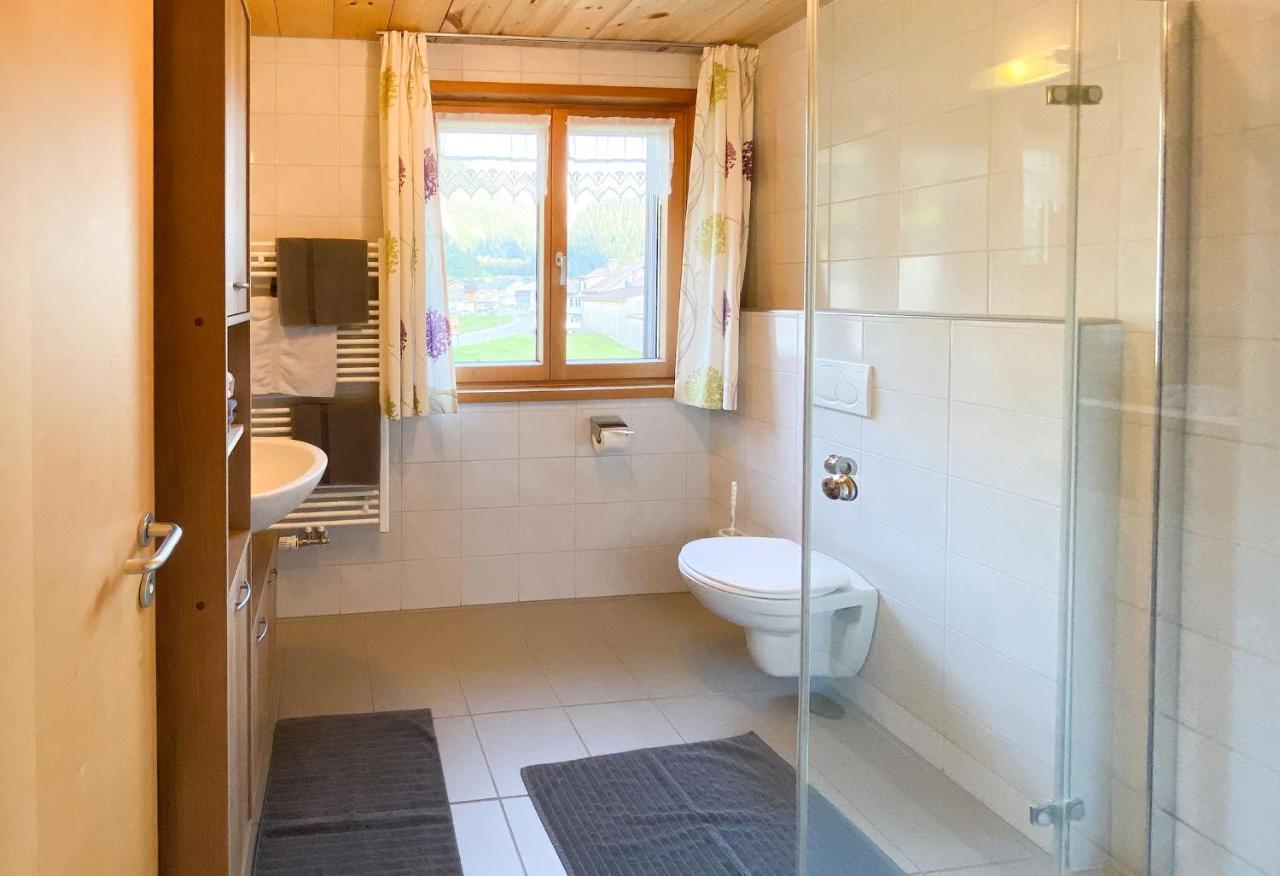 Appartement Haus Helga à Schoppernau Extérieur photo